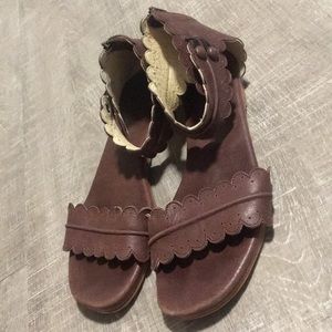 Real leather, ankle strap sandals